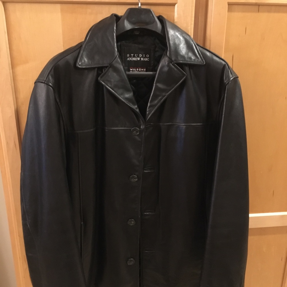 Black leather jacket Wilsons Andrew Marc studio L